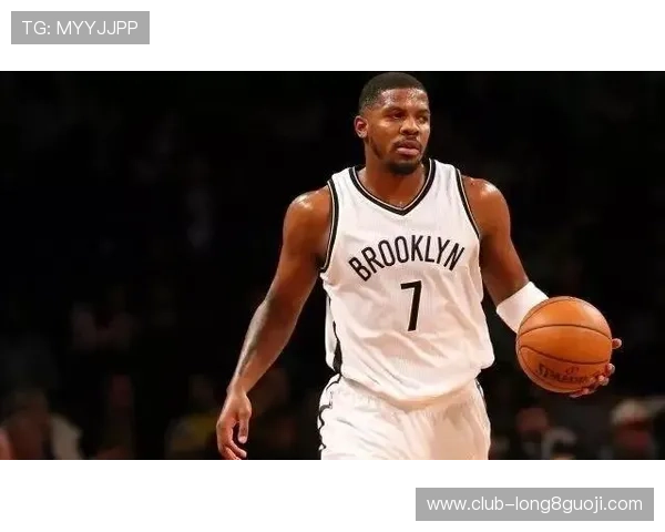 网球赛季焦点对决回顾顶尖球员最新表现分析